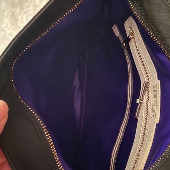 💕SOLD💕Henri Bendel Jetsetter Crossbody -Black - Picture 7 of 14